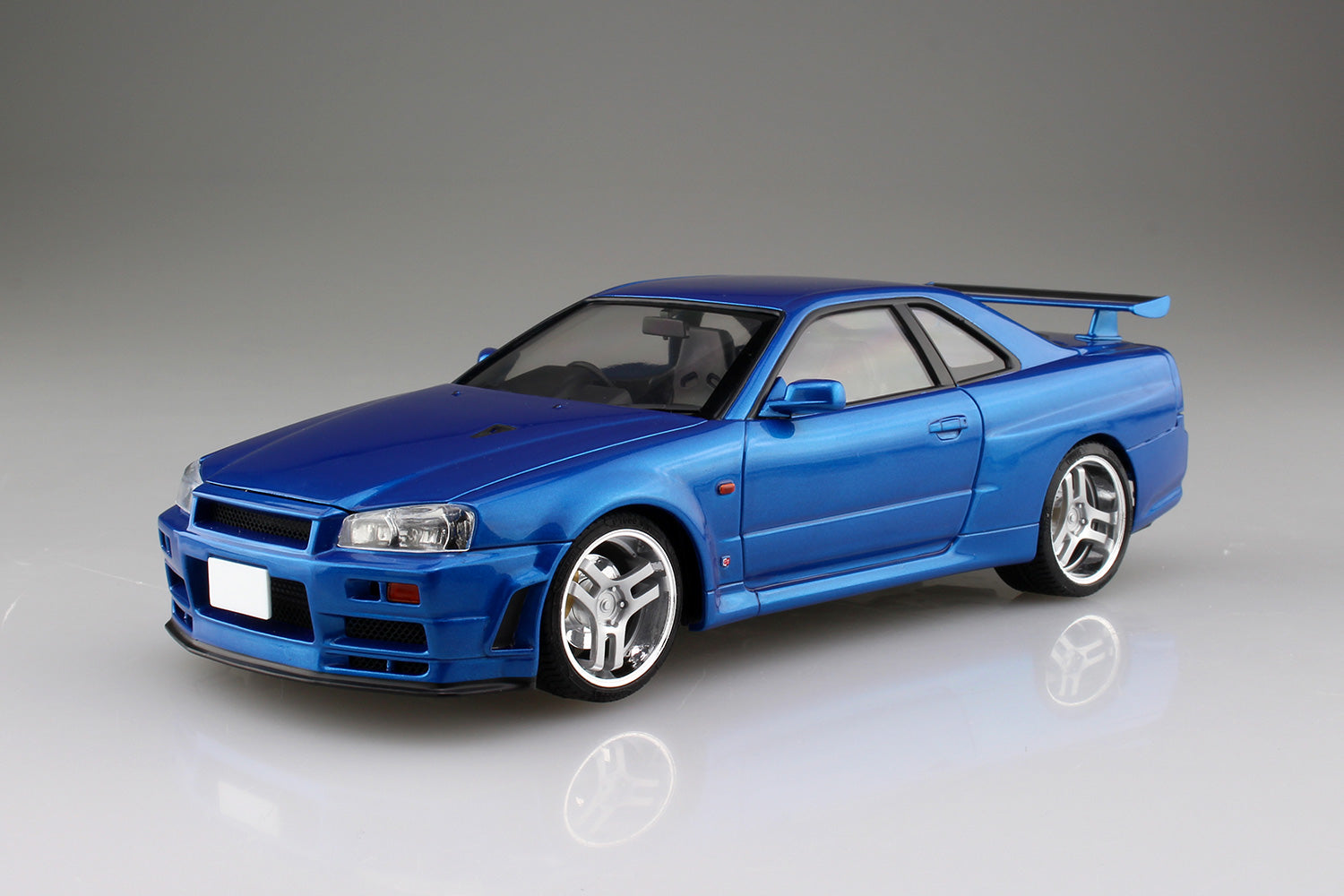 Aoshima 1/24 Initial D #09 Hoshino Kozo BNR34 Skyline GT-R Model Kit