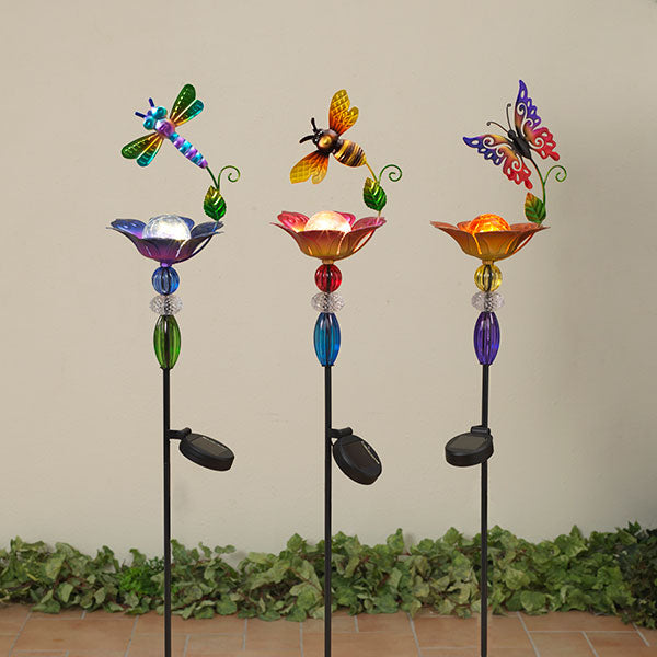 Solar Lighted Garden Stake –