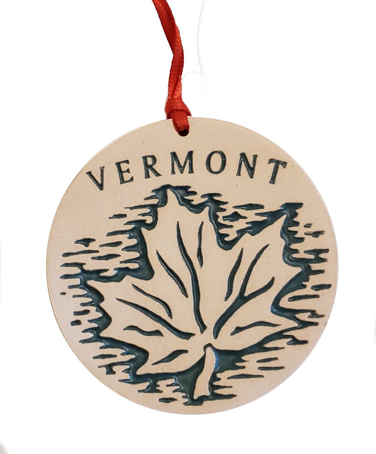 Ceramic Leaf Ornament – Green