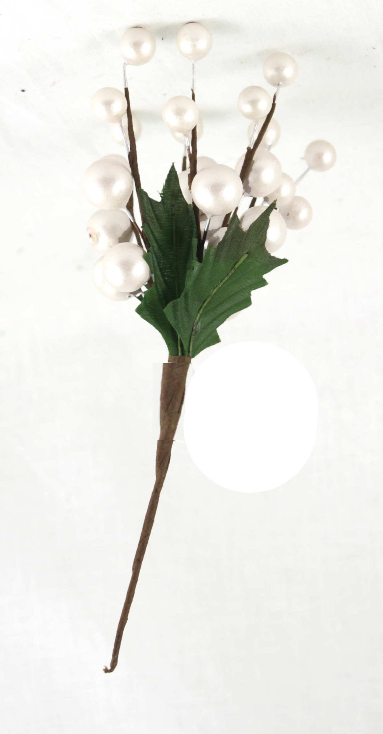 7.5″ Berry Cluster – White